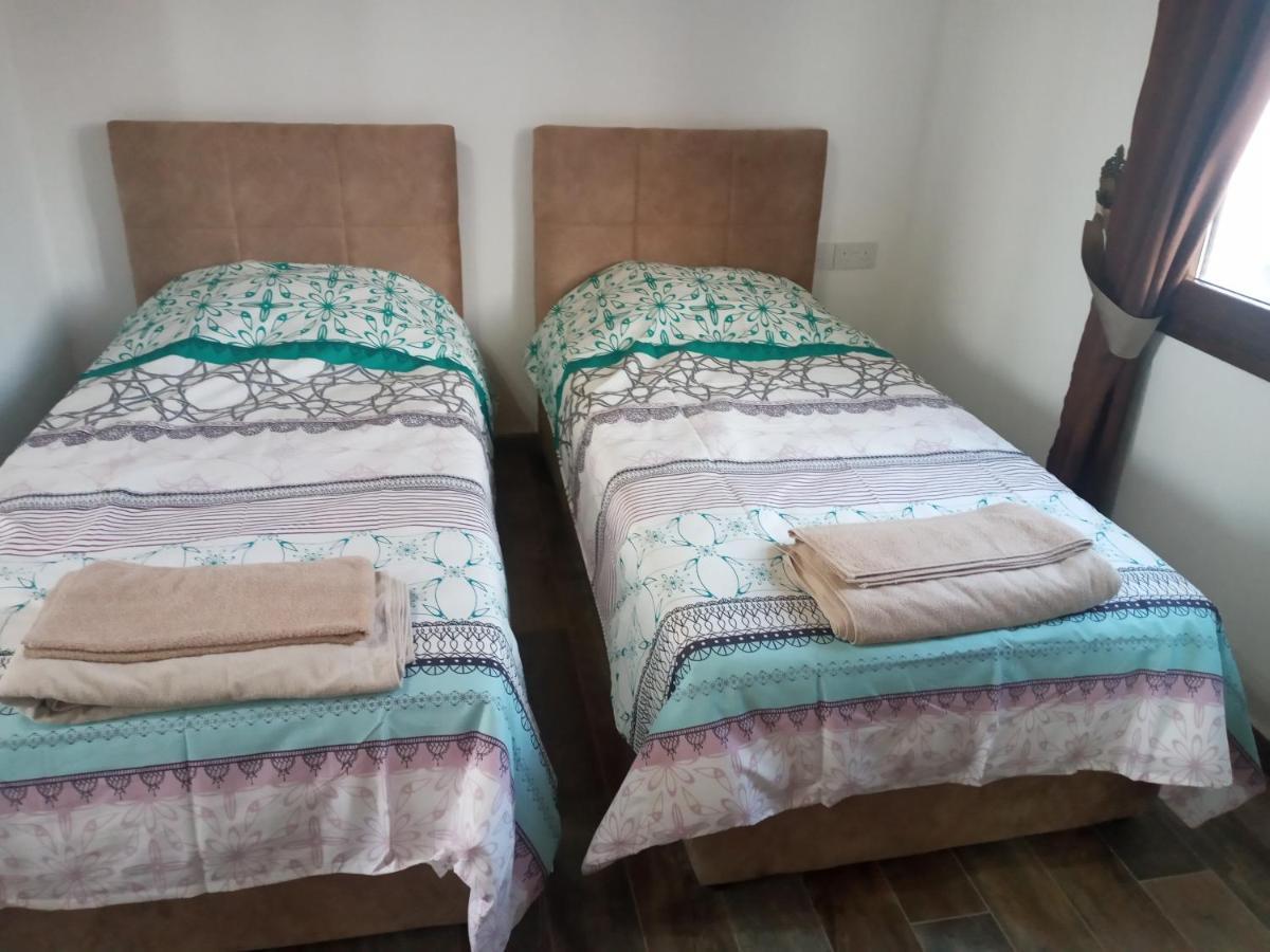 Magic Moon Guest House Famagusta  Exterior foto