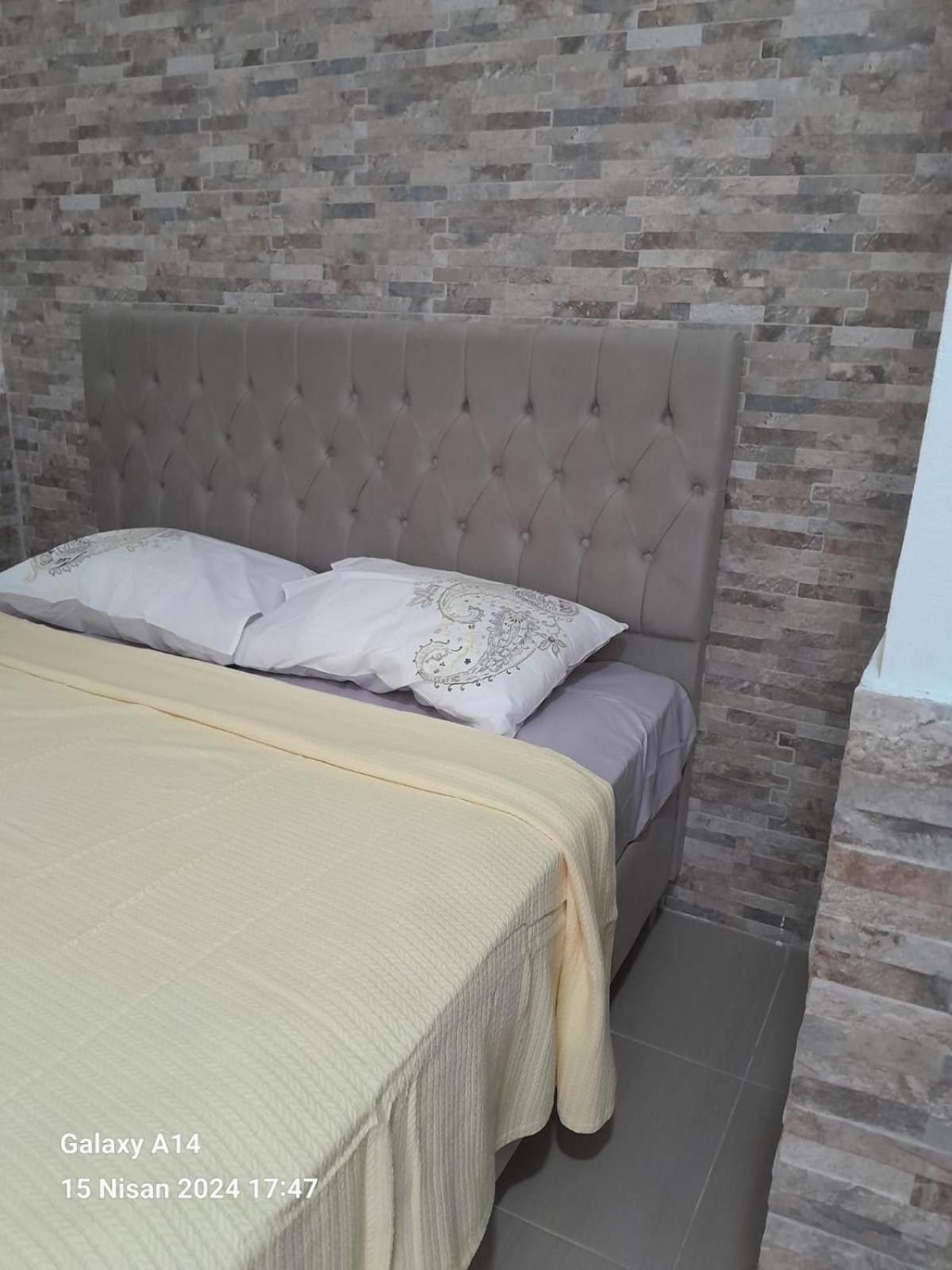 Magic Moon Guest House Famagusta  Exterior foto