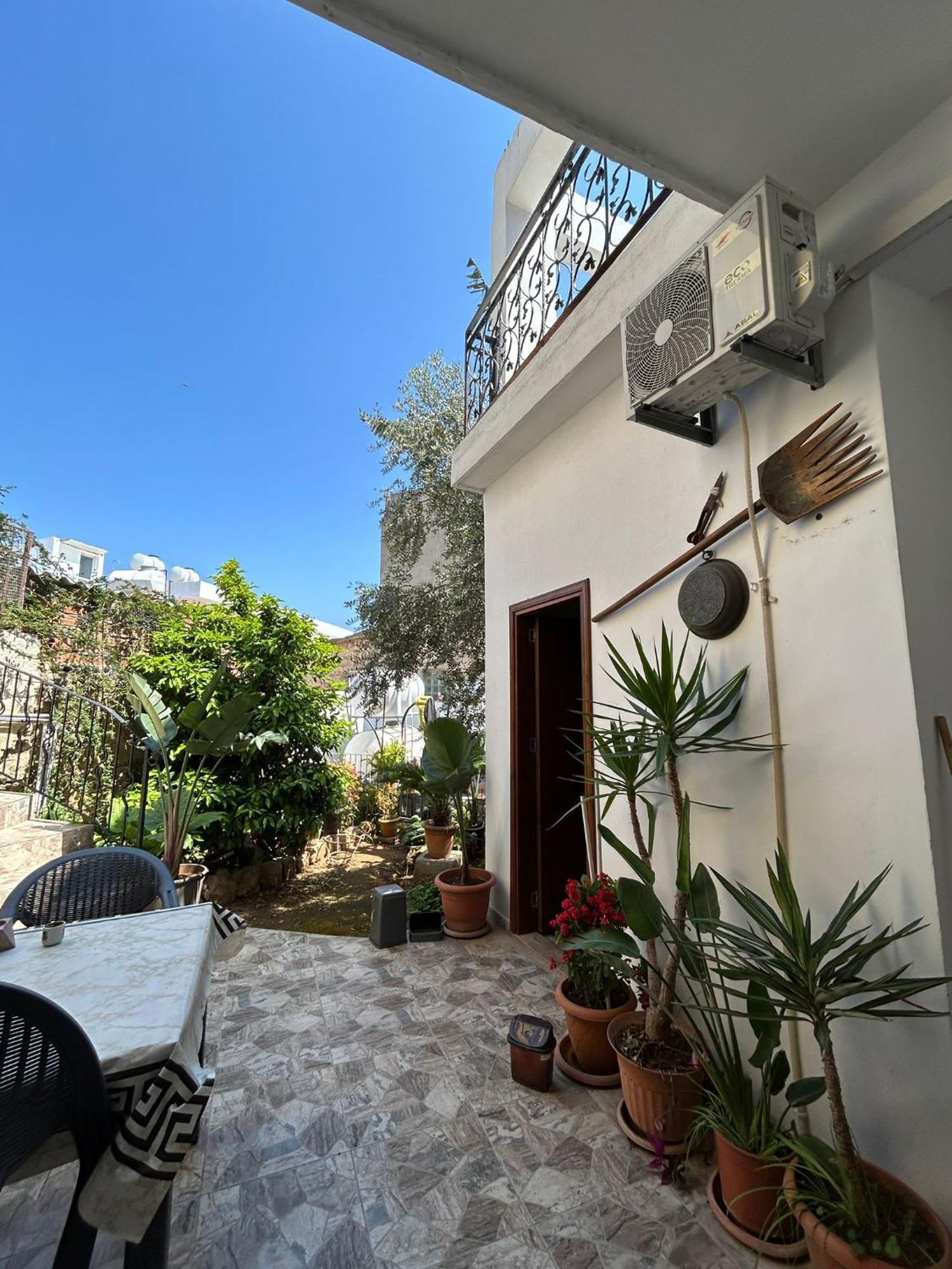 Magic Moon Guest House Famagusta  Exterior foto