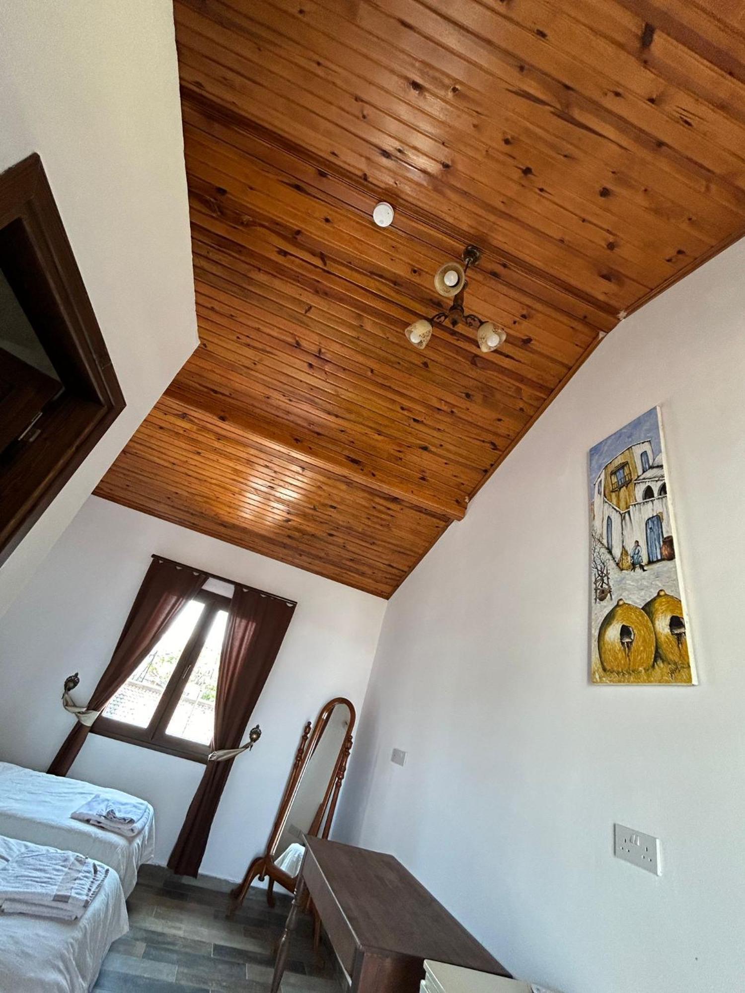 Magic Moon Guest House Famagusta  Exterior foto