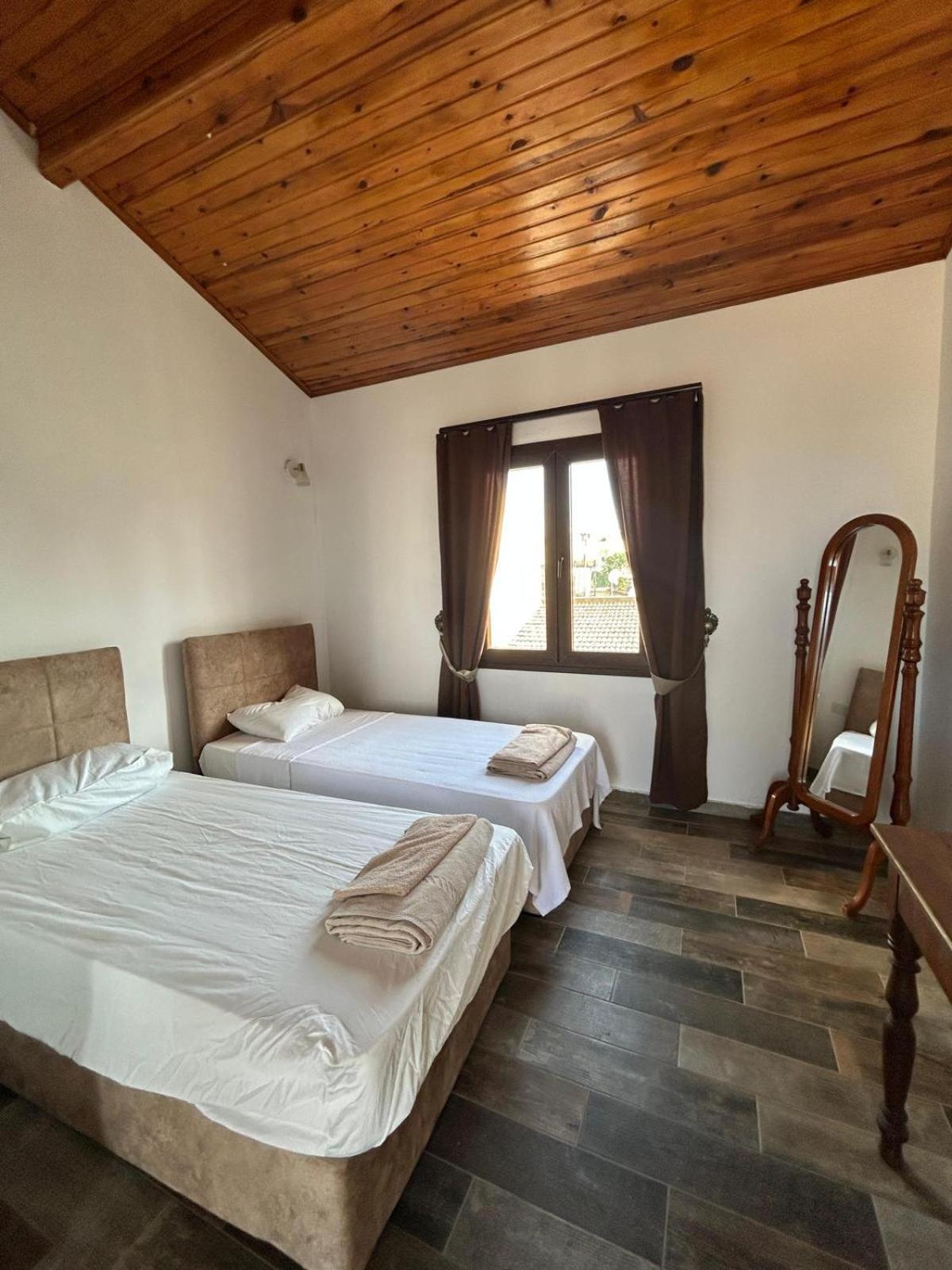 Magic Moon Guest House Famagusta  Exterior foto